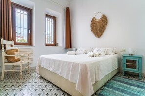 1 habitación, tabla de planchar con plancha, internet y ropa de cama 
