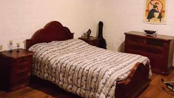 1 多间卧室、熨斗/熨衣板、WiFi、床单