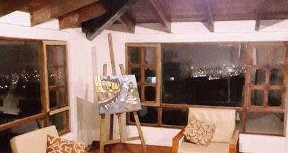 Beautiful top floor apartment with a fantastic view of the volcano Cayambe