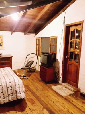 1 Schlafzimmer, Bügeleisen/Bügelbrett, WLAN, Bettwäsche