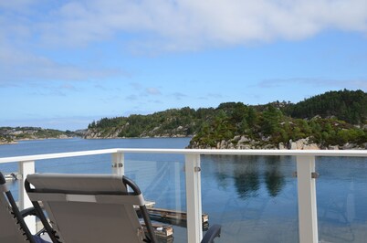 Fishing, 3 boats, swimming, SUPs, workation, relaxing, everything is possible