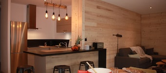 Spacious apartment of 95 m2 in Morillon Village with private garage.