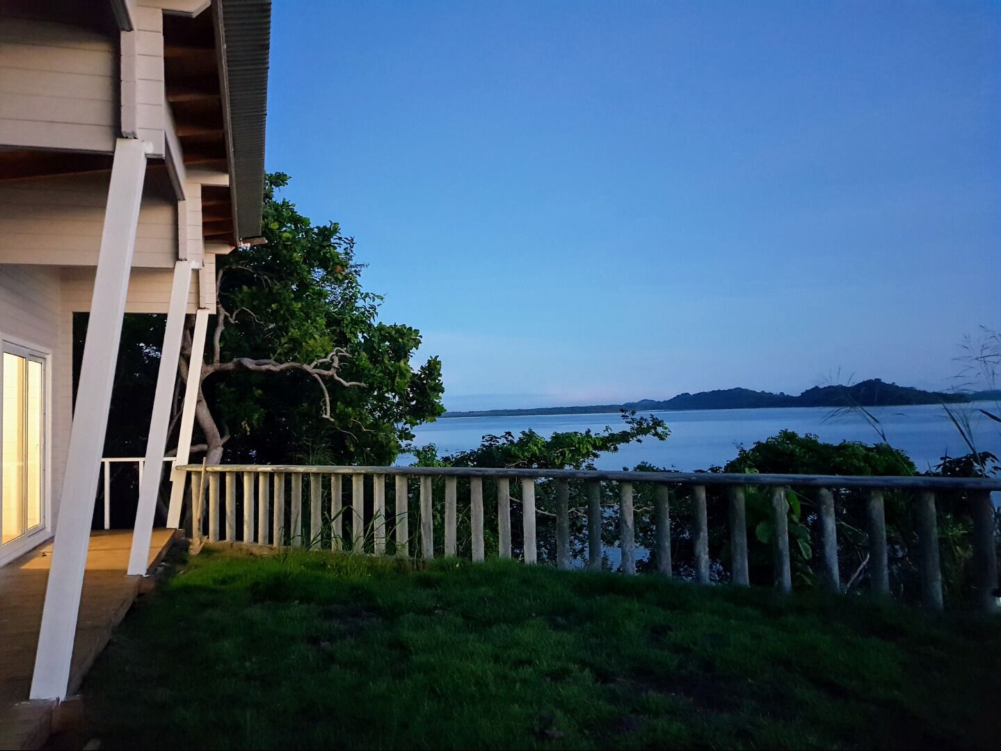 Abendstimmung mit Haus