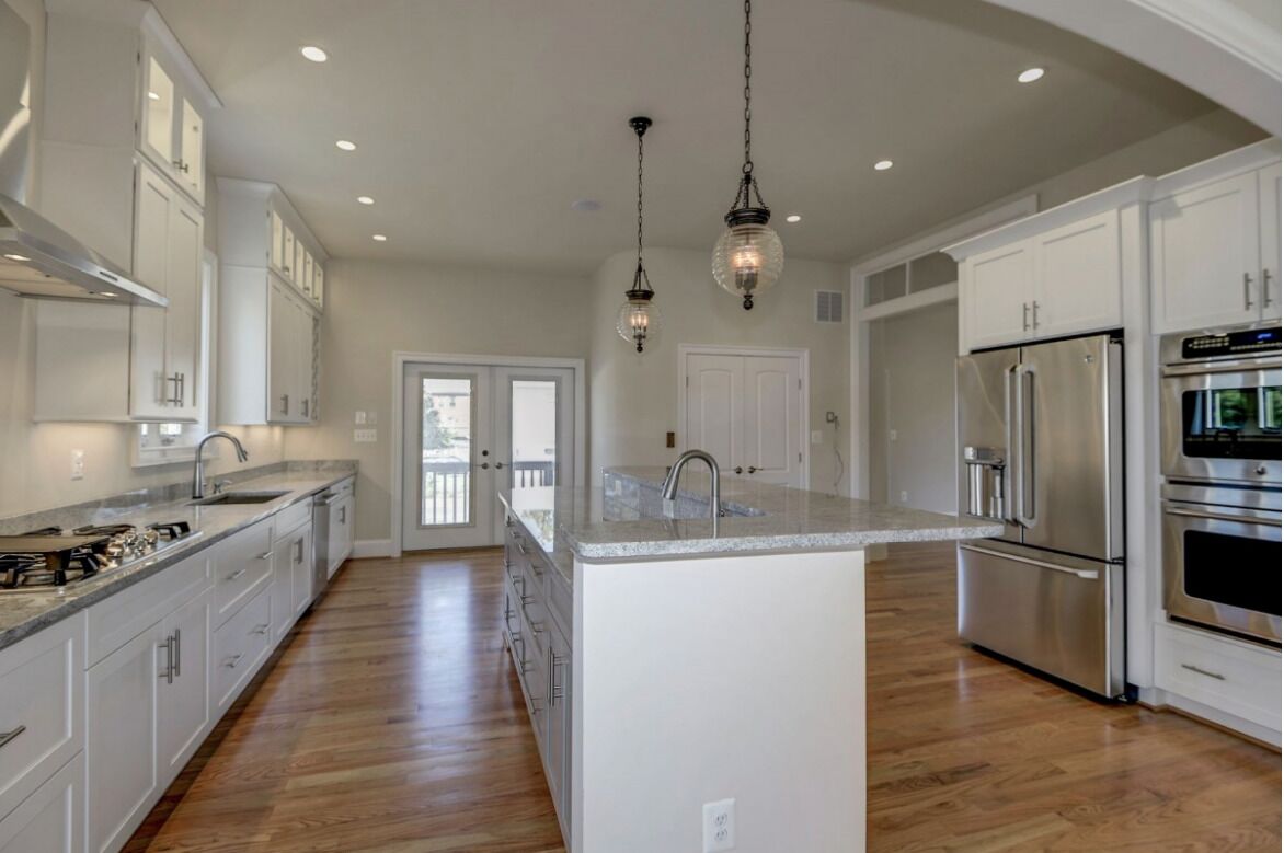 NEWLY BUILT Large Single Family Home in Arlington