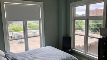 2 chambres, fer et planche Ă  repasser, Wi-Fi gratuit, draps fournis