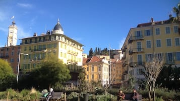 Extérieur