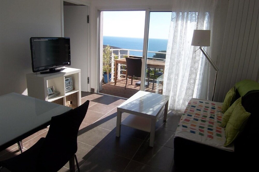 Sète, F2 magnificent sea view, apartment F2 magnificent sea view-teak terrace