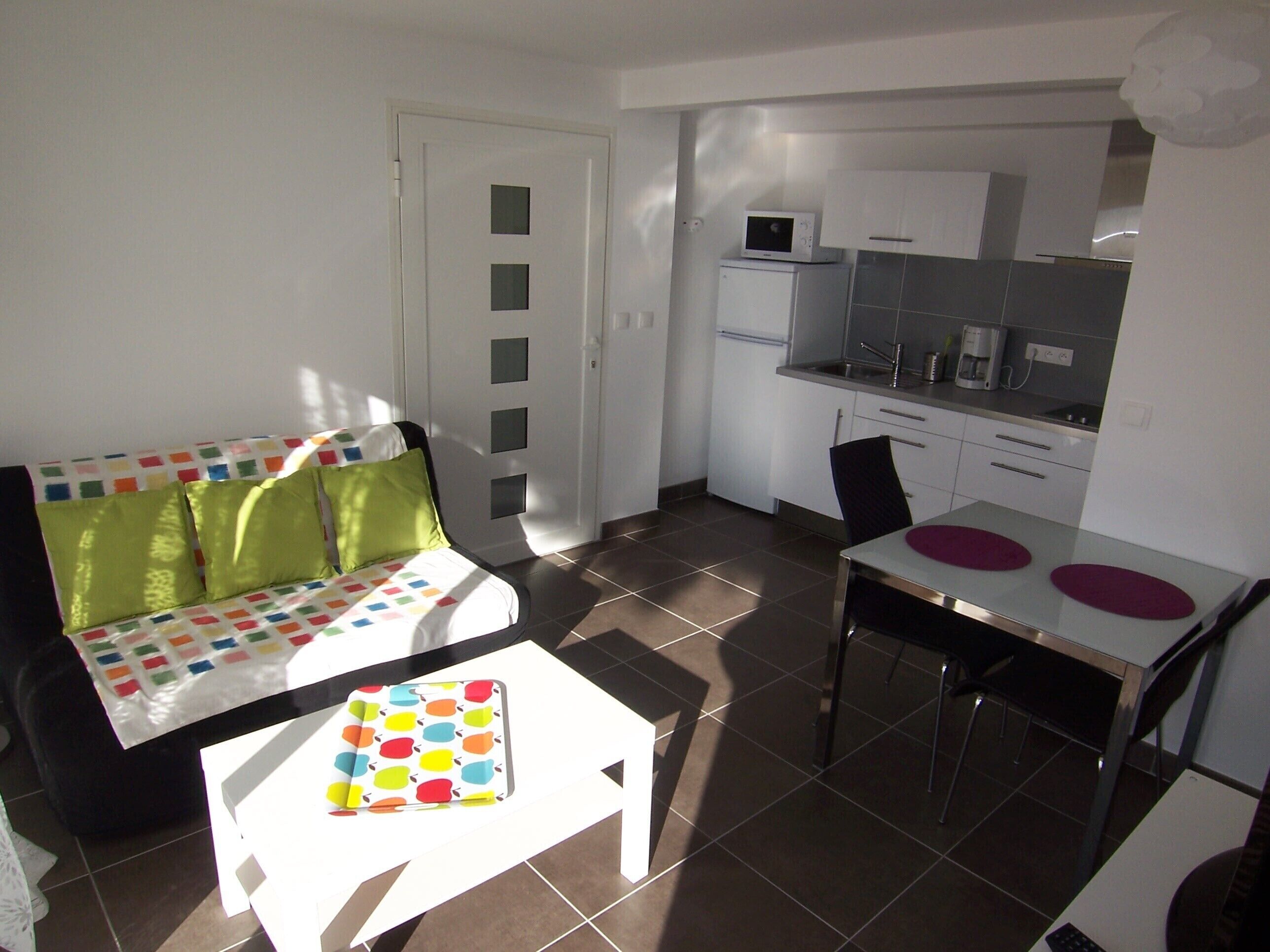 Sète, F2 magnificent sea view, apartment F2 magnificent sea view-teak terrace