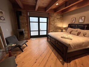 1 chambre, fer et planche à repasser, Wi-Fi gratuit, draps fournis