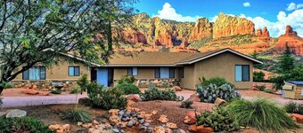 Uptown Sedona Prime Location, Hot tub and views