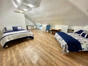 4 bedrooms, iron/ironing board, travel cot, free WiFi