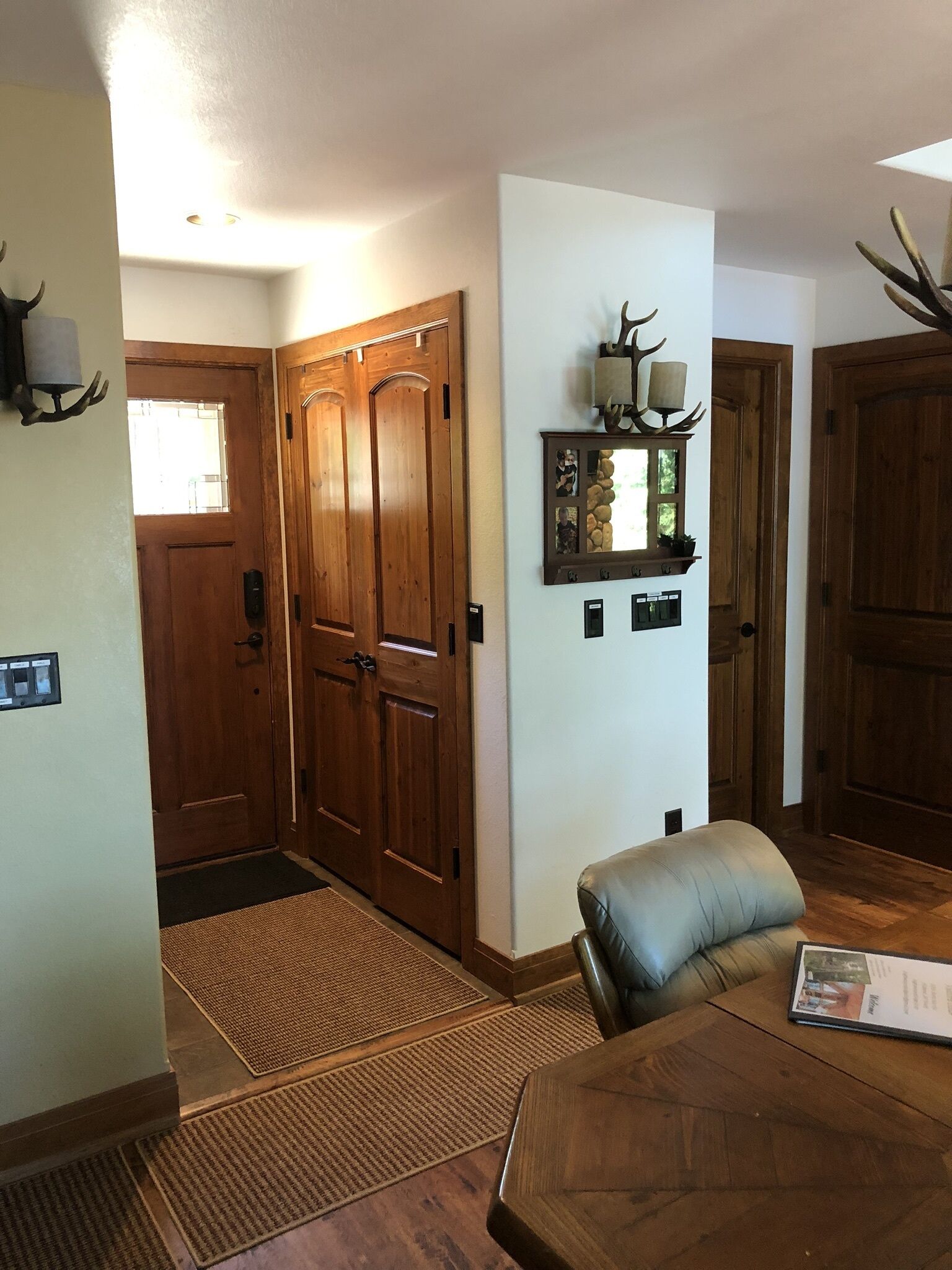 Waterfront Cabin on Crane Lake, Pickerel, WI 4 bedroom plus loft, 3 full bath