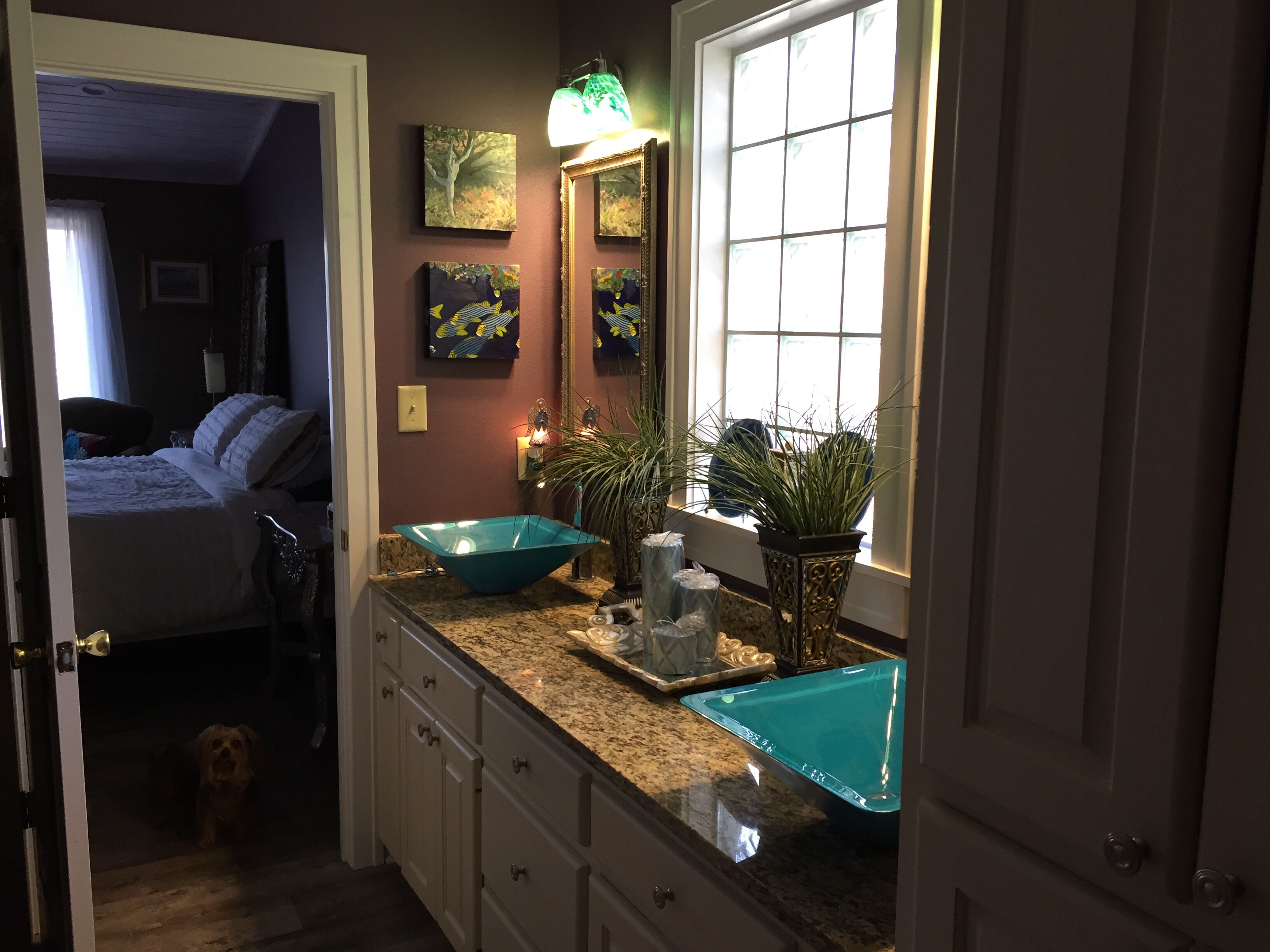 Looking for a little piece of heaven, your looking at it! Spectacular views!