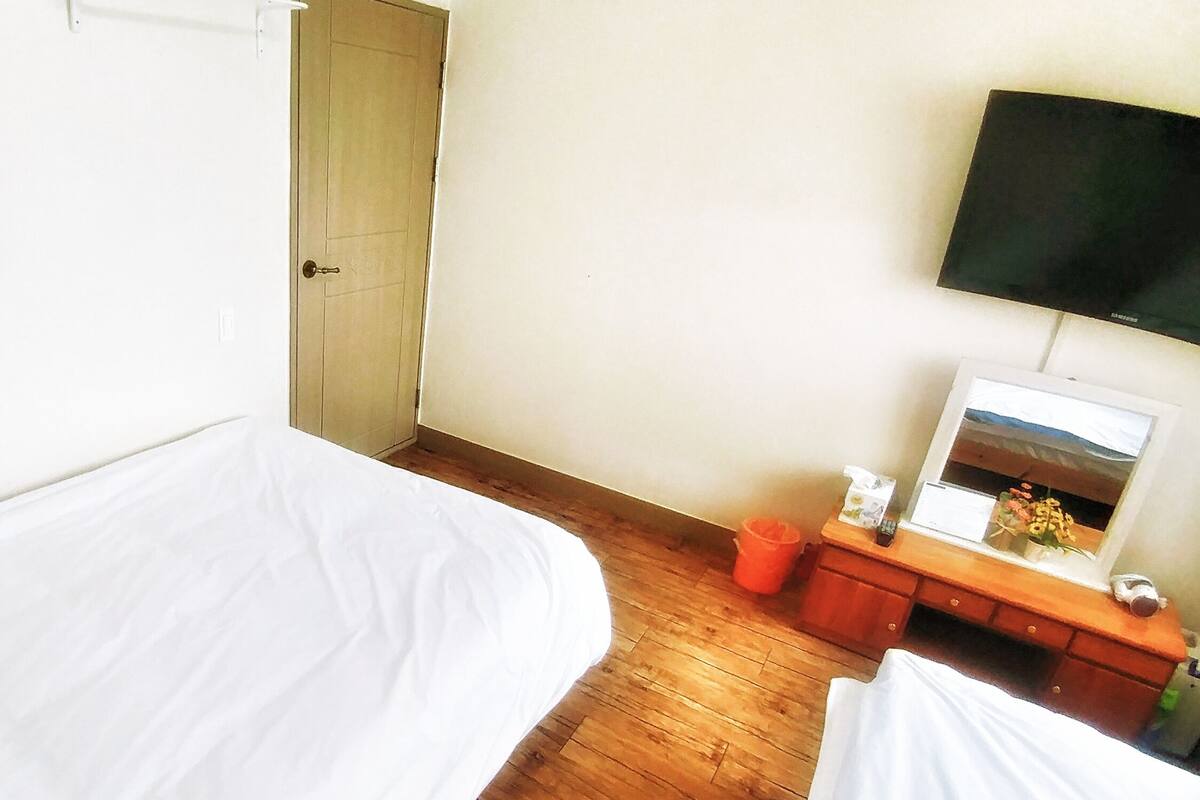 Chambres insonorisées, Wi-Fi gratuit, draps fournis