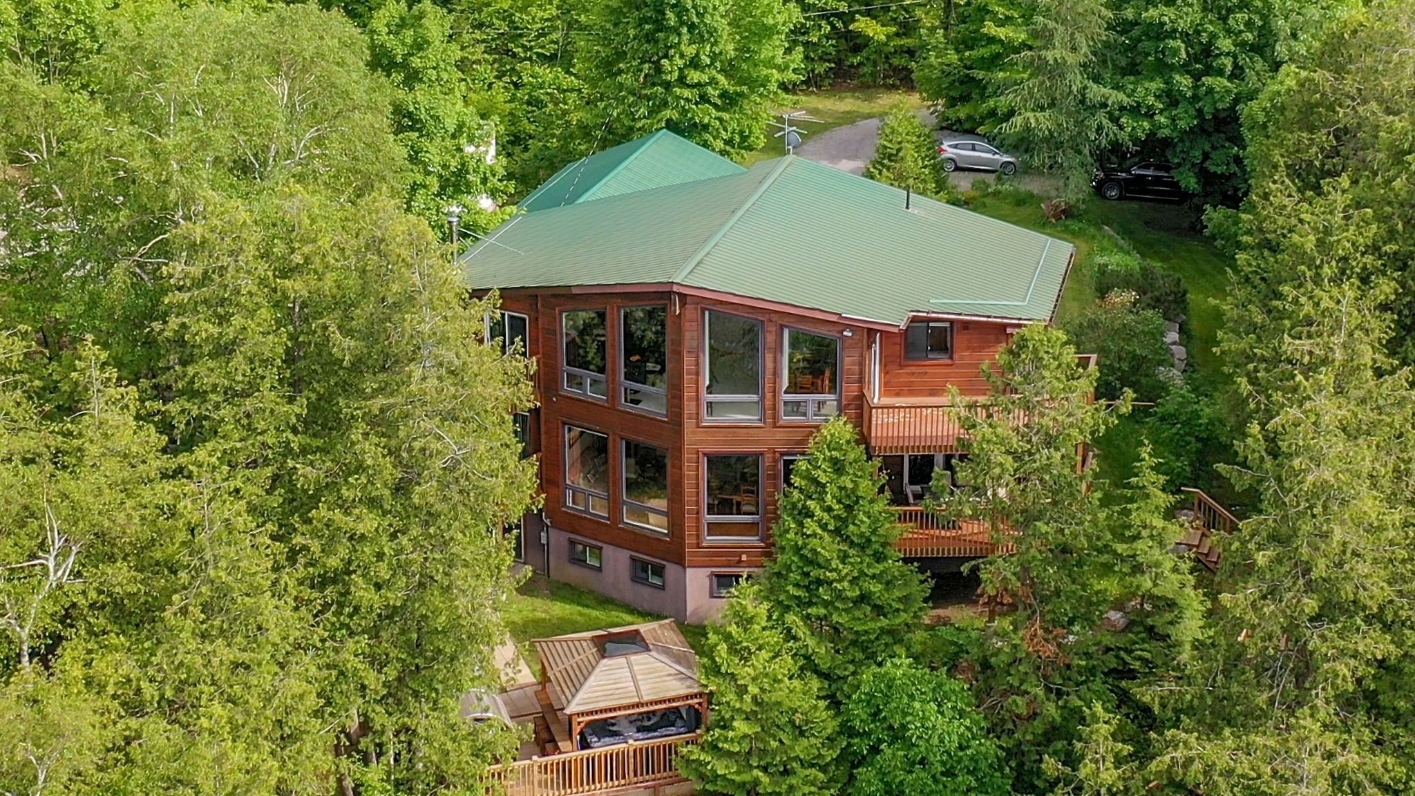 One of a kind, super spacious cottage easily accommodates up to 4 families !