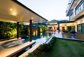 Piscina externa