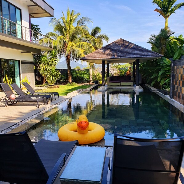 Piscina externa
