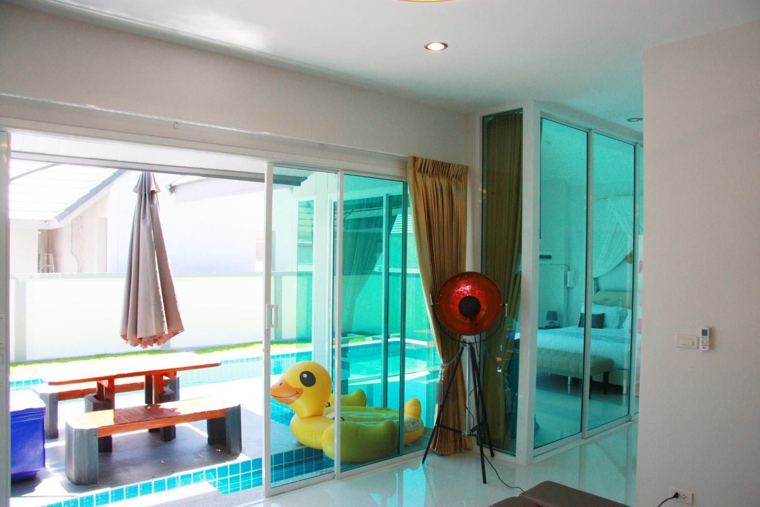 4 ห้องนอน, เครื่องนอนระดับพรีเมียม, Wi-Fi ฟรี