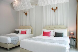Villa Deluxe - flera sängar - icke-rökare - utsikt mot poolen | 4 sovrum, sängtillbehör av högsta kvalitet och gratis wi-fi