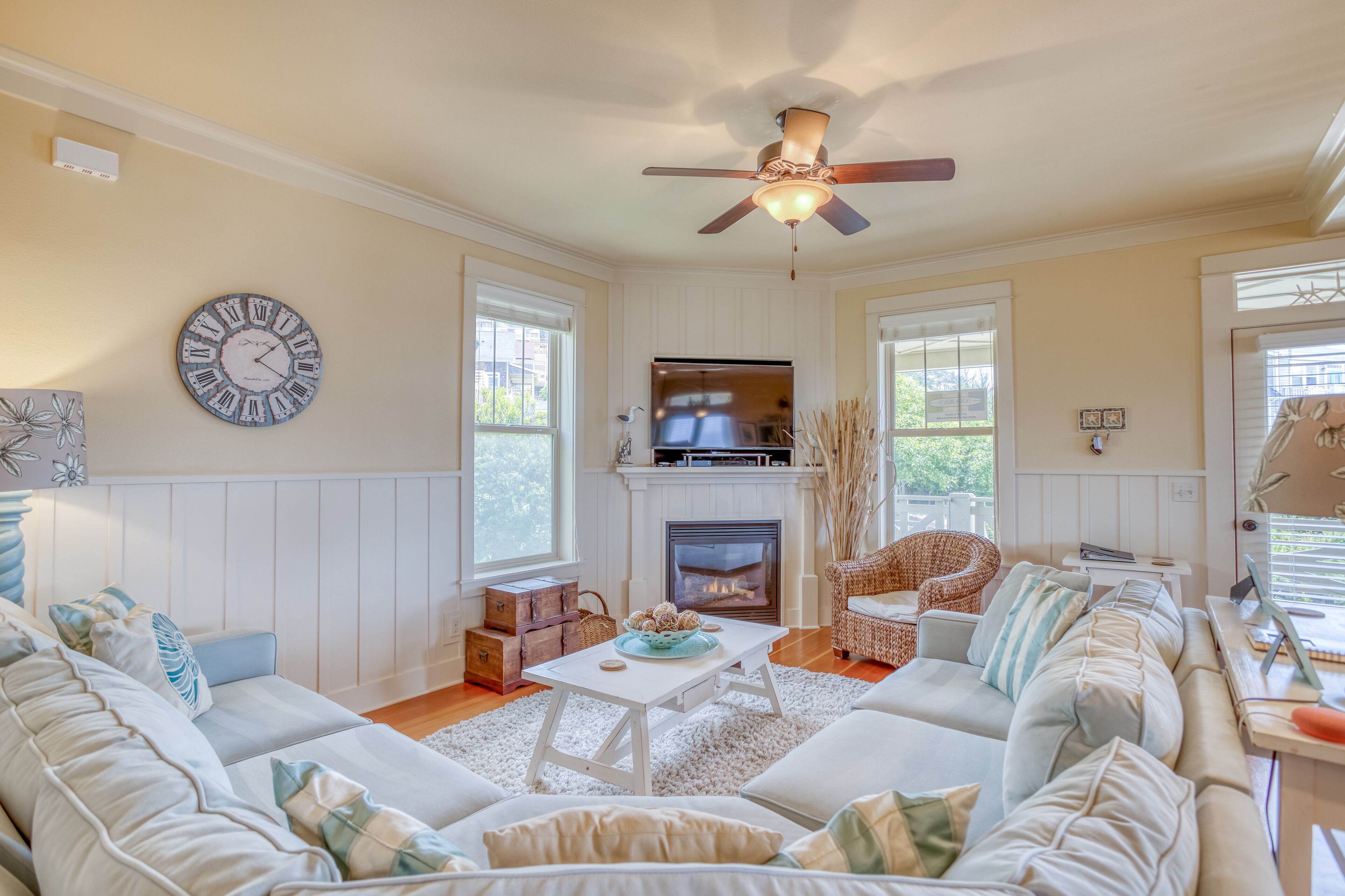 Olivia Beach Access, Ocean View, Hot Tub, Game Room, 3D Smart TV, 6 Flat Screen