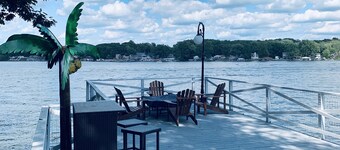 Especiosa casa de 5 hab. En el lago Shafer con impresionantes vistas