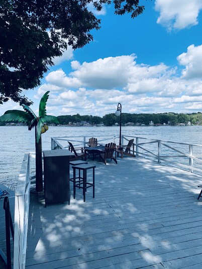 Spacious 5 bdr Lake Shafer house with breathtaking view