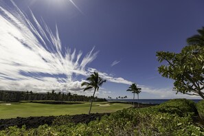 Golf - Hali'I Kai 15D – True Ocean Front Private Paradise (Waikoloa)