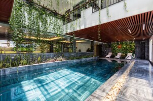Una piscina techada