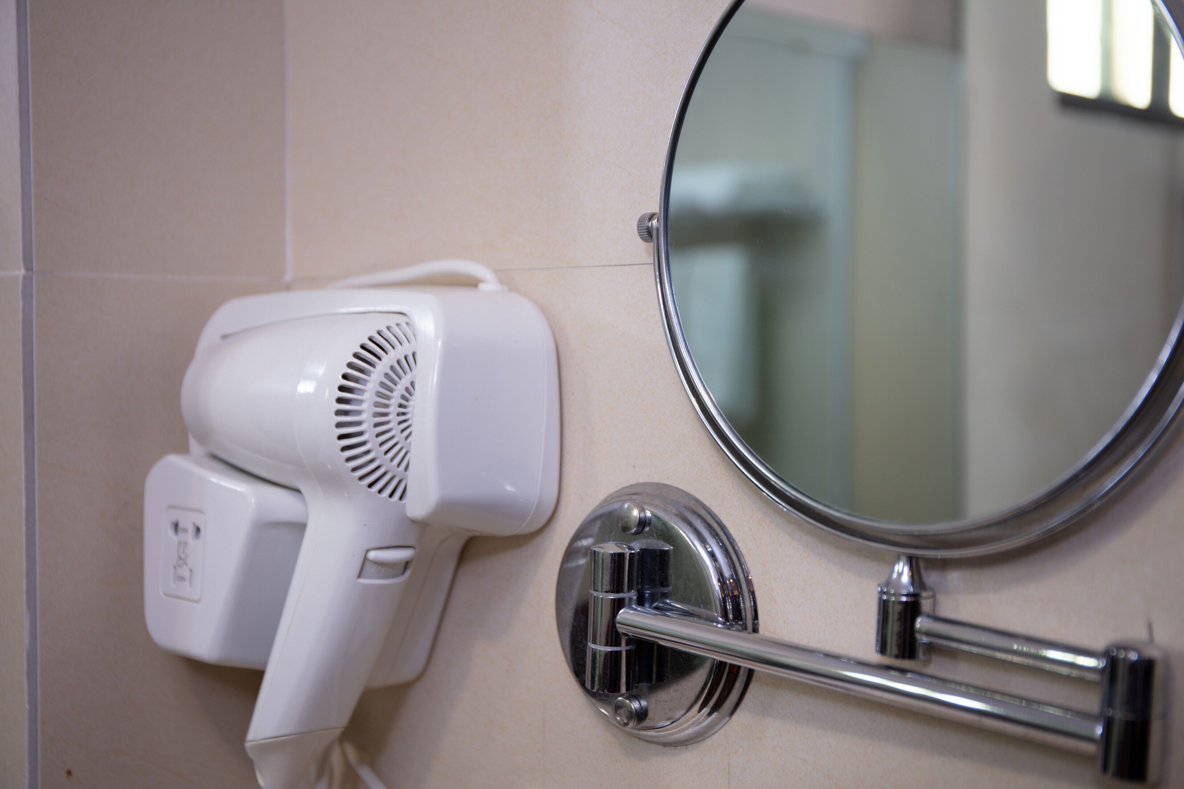 deluxe double room | bathroom amenities | shower, free toiletries, hair dryer, bathrobes