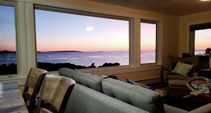 NEW LISTING ☼ Unique Oceanfront Home. Separate boat rental available.