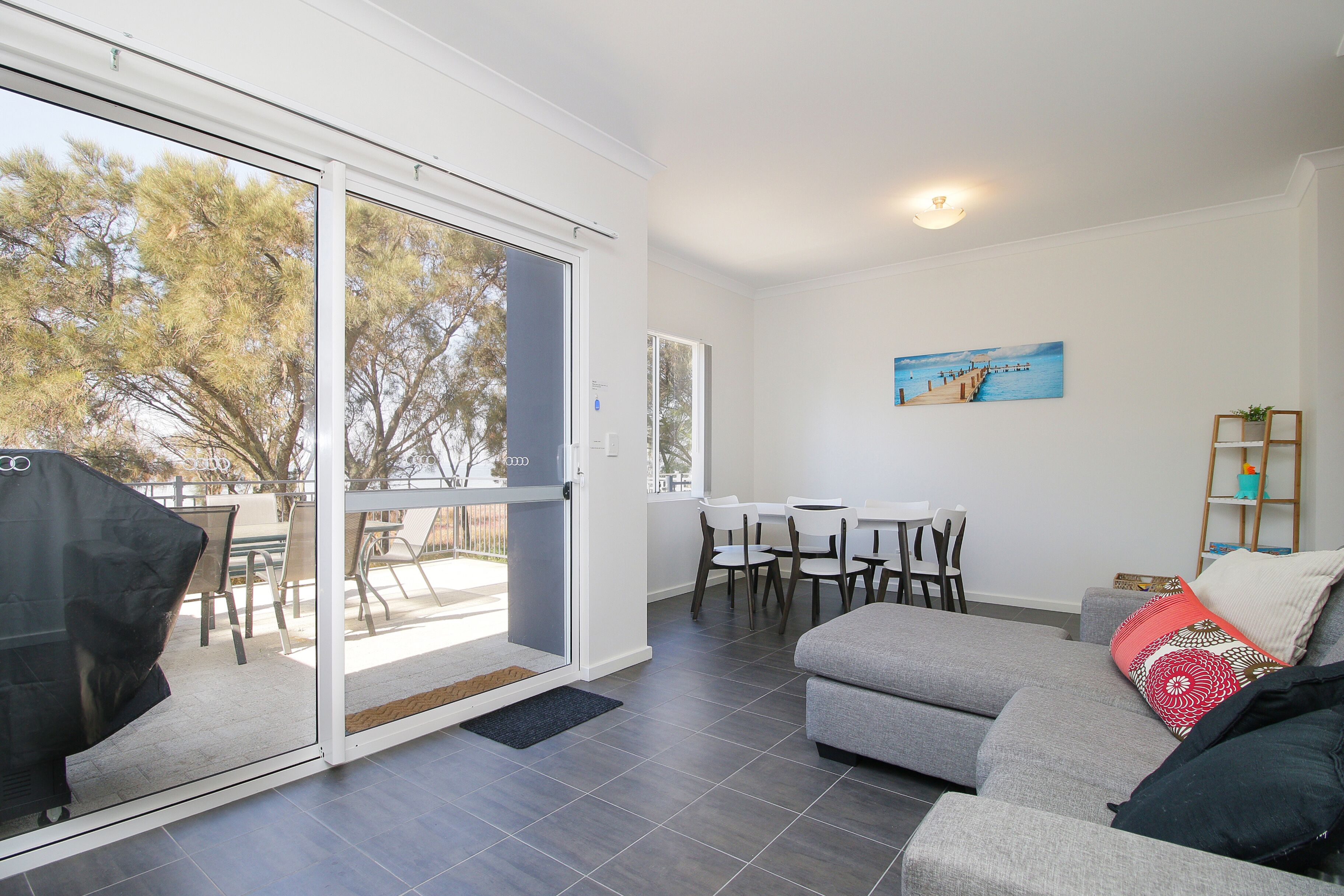Estuary Waterfront - stunning views! — image 14