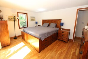 3 chambres, fer et planche à repasser, Wi-Fi