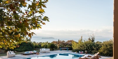 Villa Mariposa- Panoramic Sea View - Near Chania City - Private Pool - Spacious 