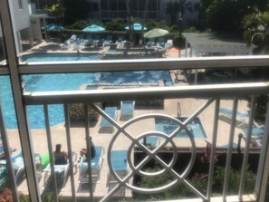 Beheizter Pool