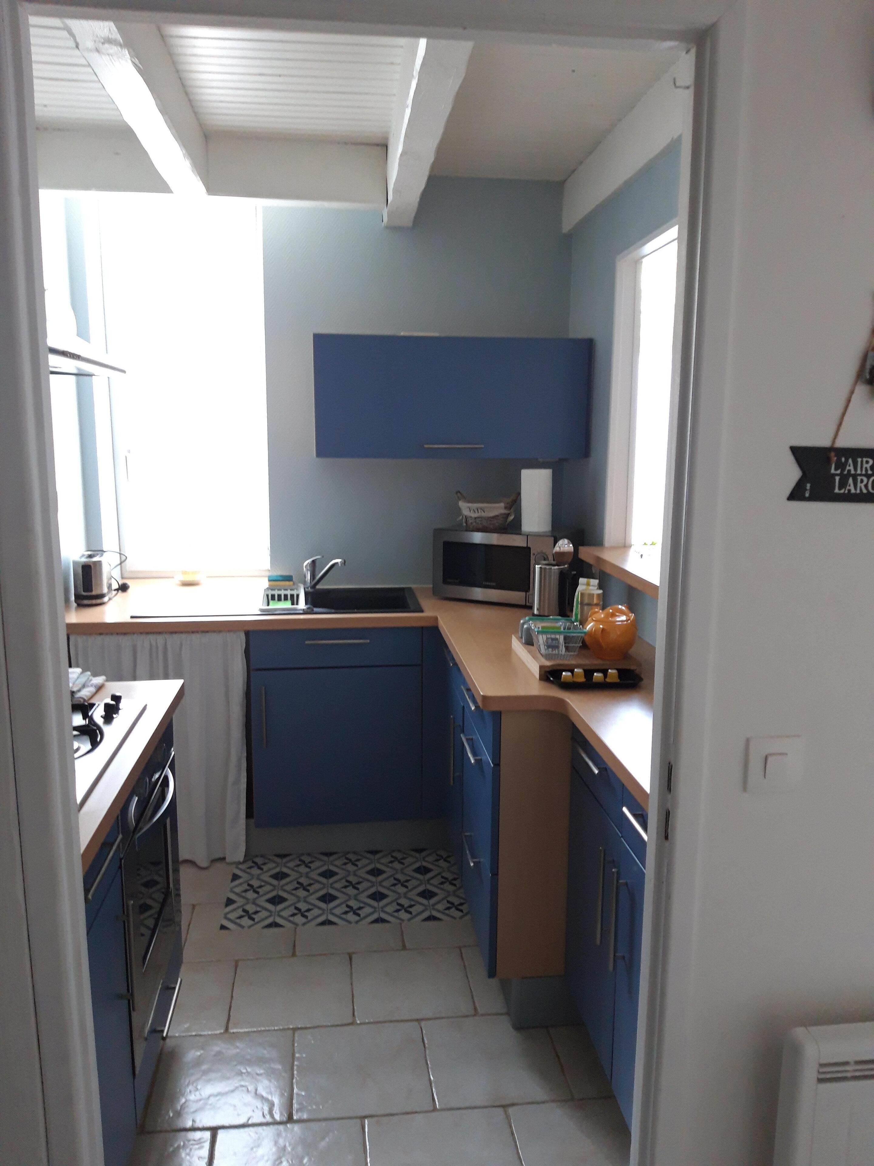 A break at the manor.