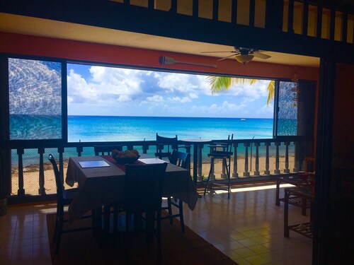 Come and enjoy 5 miles of beach for your tropical vacation! 🌴