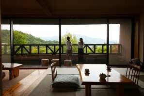 Suite | In-room safe, desk, soundproofing, free WiFi - Hotel Fukinomori (Nagiso)