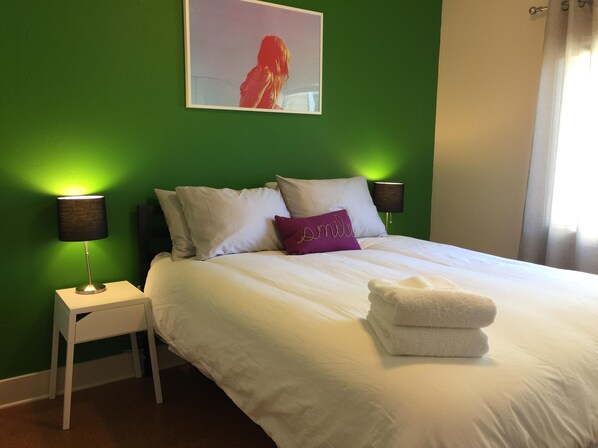 3 bedrooms, iron/ironing board, travel cot, free WiFi