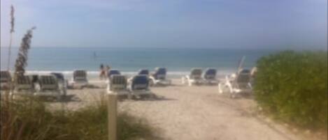 Beach nearby, sun loungers, beach towels