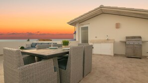 Outdoor dining - Experience Luxury on the Island of Isla Mujeres  (ISLA MUJERES)