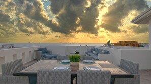 Outdoor dining - Experience Luxury on the Island of Isla Mujeres  (ISLA MUJERES)