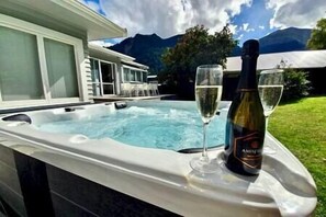 Baignoire à remous extérieure