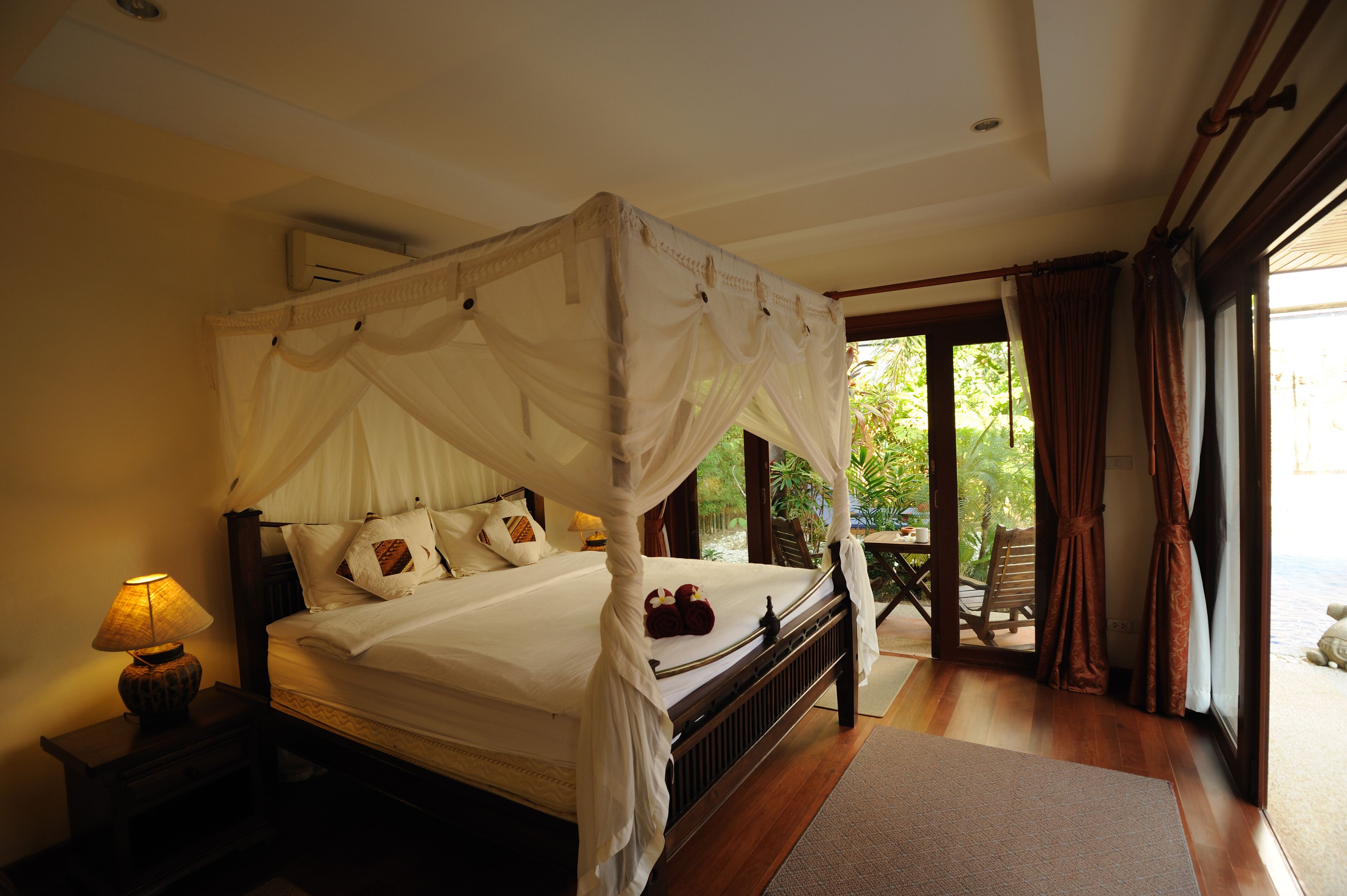 4 bedrooms, internet