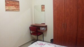 隔音、熨斗/熨衣板、折叠床/加床（额外收费）、免费 WiFi