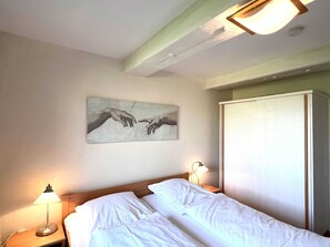 1 makuuhuone, vauvan matkasänky, Wi-Fi