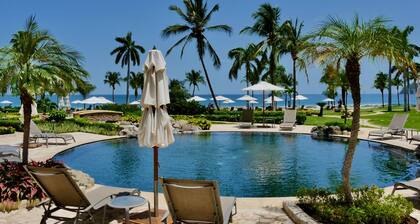 Luxurious, Totally Outfitted Beachfront Villa at The Palms Flamingo, Sleeps 6