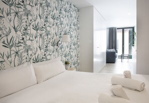 1 slaapkamer, een strijkplank/strijkijzer, gratis wifi, beddengoed