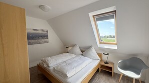 2 bedrooms, travel crib, WiFi - Luna19 (Room category) - Luna II (Sankt Peter-Ording)