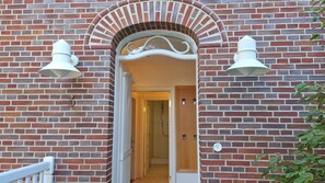 Exterior detail - AH3a (room category) - Ahndole Hollken (Sankt Peter-Ording)