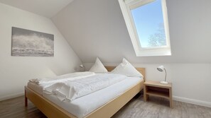 2 Schlafzimmer, Reisekinderbett, WLAN